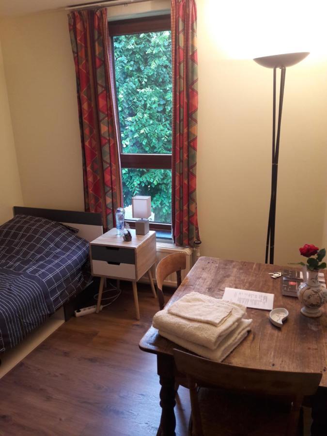 Chez Mimi - Chambre Vue Parc Brussel Buitenkant foto